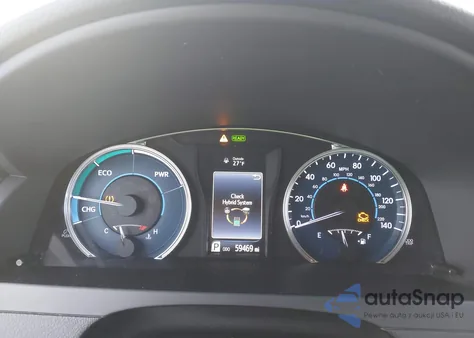 2015 Toyota Camry Hybrid Xle z USA, uszkodzony, nr VIN 4T1BD1FK1FU158436